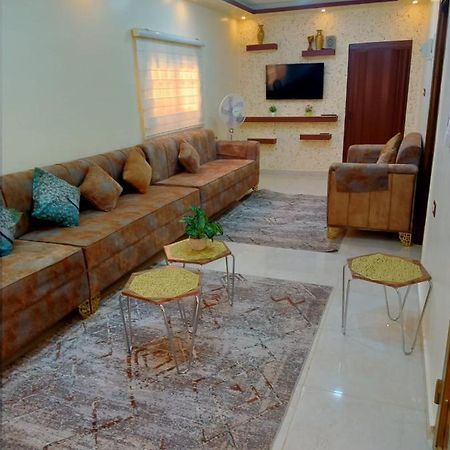 شقه فندقيه.Apartment,Petra ワディ・ムーサ エクステリア 写真